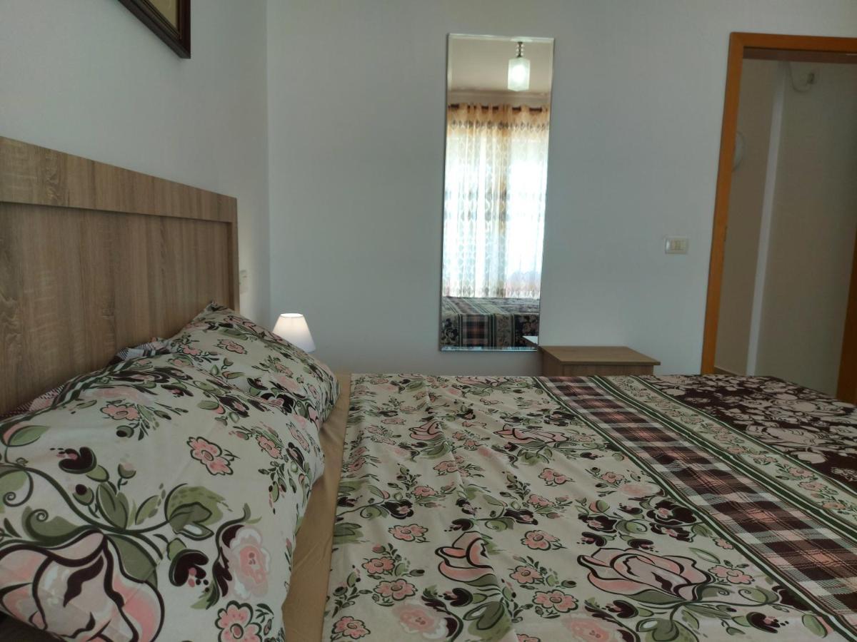 Bral Apartments 4 Durres Ngoại thất bức ảnh